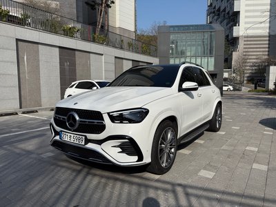 2025 Mercedes-BENZ GLE — миниатюра 11
