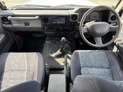 صورة 10 لـ 2000 Toyota LAND CRUISER 70