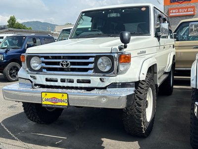 صورة 2 لـ 2000 Toyota LAND CRUISER 70