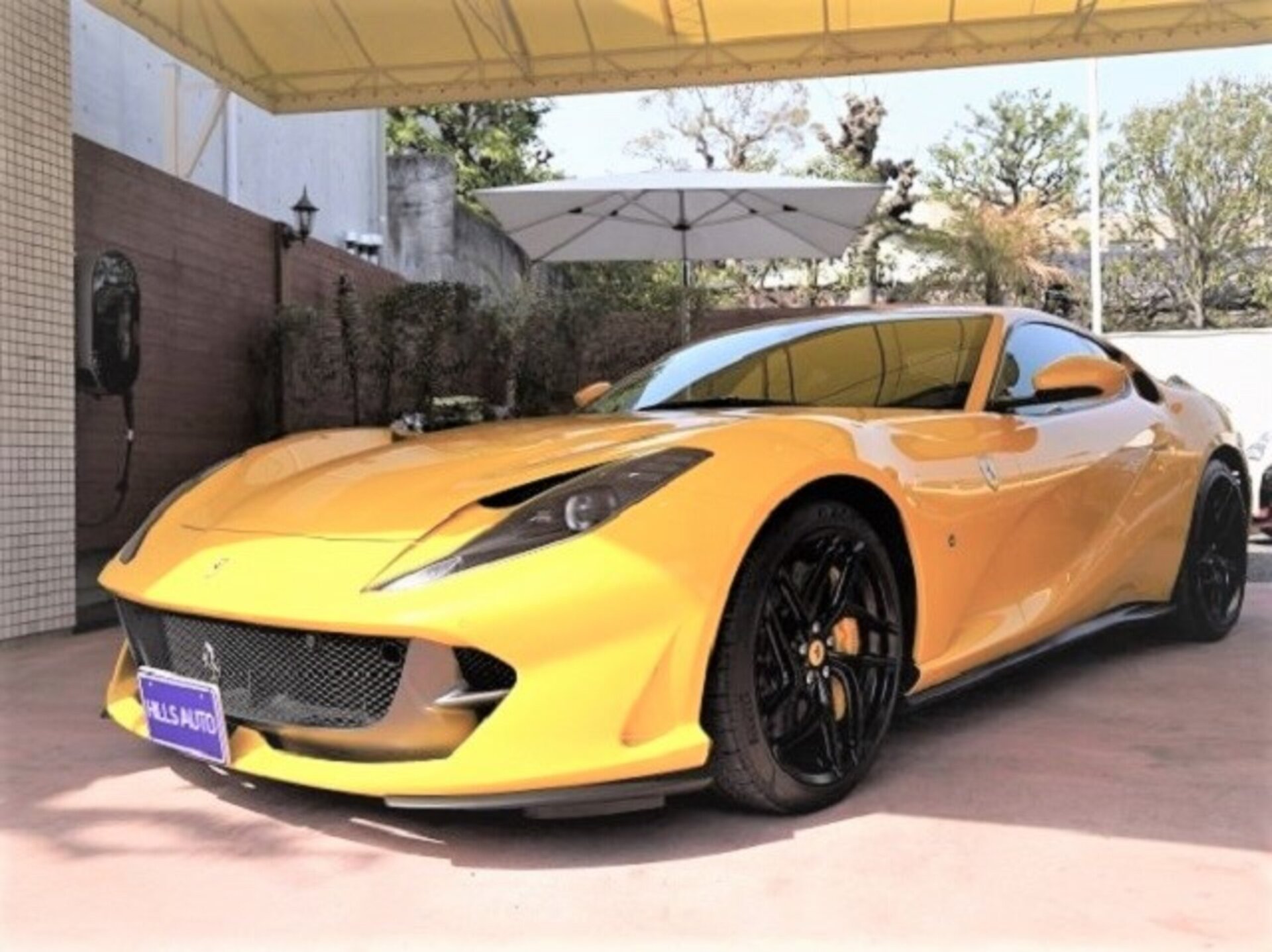 FERRARI 812 SUPERFAST - View 1