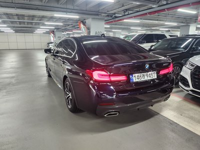 BMW 5 SERIES - 4