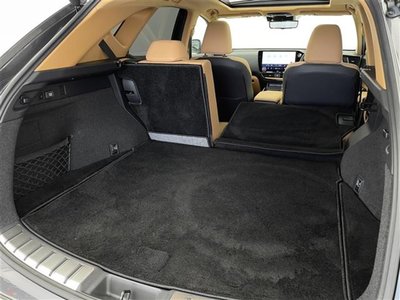 2023 Lexus NX thumbnail 30