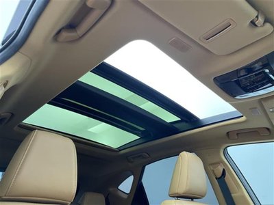 صورة 6 لـ 2023 Lexus NX