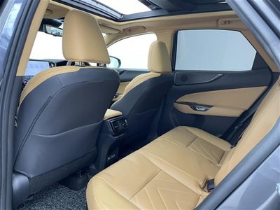 2023 Lexus NX thumbnail 28