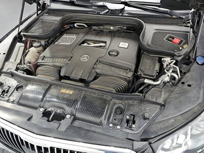 MERCEDES-BENZ GLS - 7