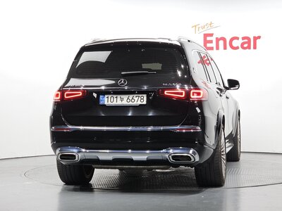 MERCEDES-BENZ GLS - 4