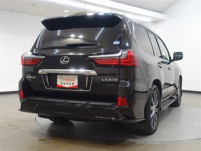 LEXUS LX - 8
