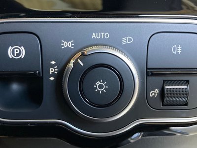2025 Mercedes-BENZ CLA — миниатюра 21