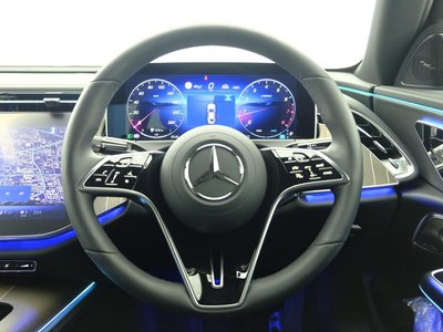 MERCEDES-BENZ E-CLASS - 5