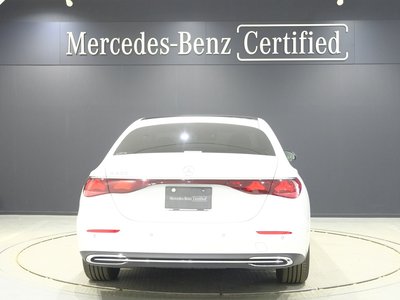 MERCEDES-BENZ E-CLASS - 4