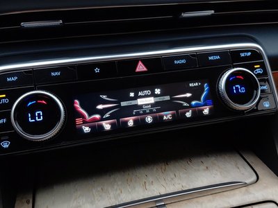 2022 Genesis GV80 thumbnail 19
