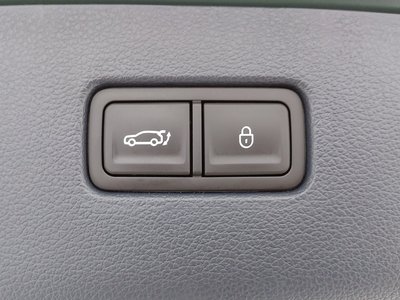 2022 Genesis GV80 thumbnail 16
