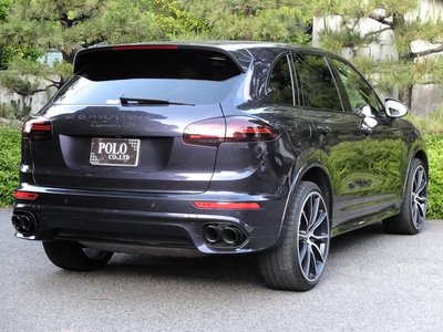 PORSCHE CAYENNE - 9