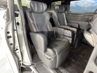 2025 Toyota VELLFIRE — миниатюра 11