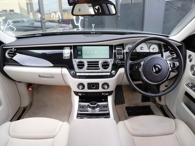 ROLLS-ROYCE GHOST - 6