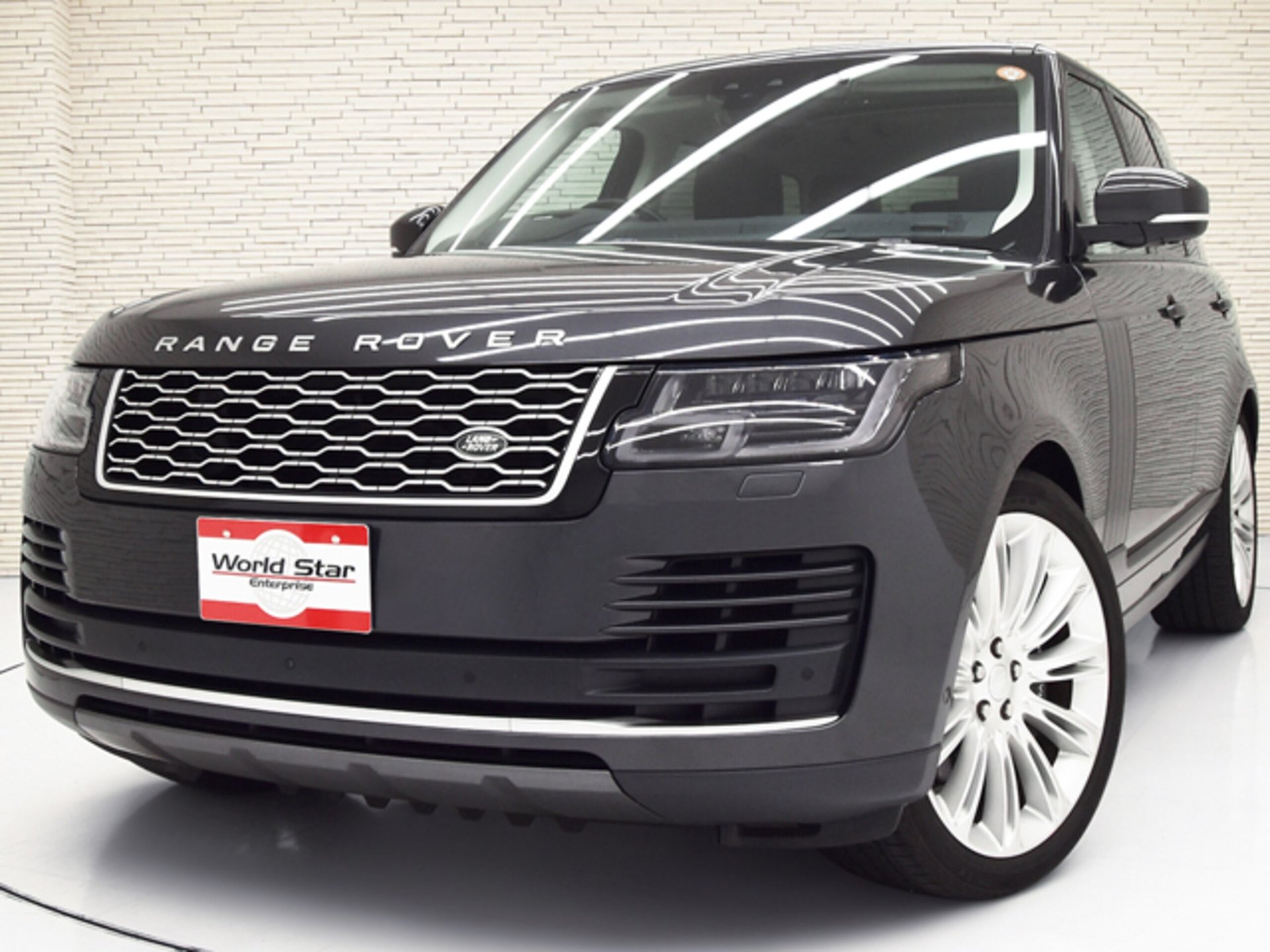 LAND ROVER RANGE ROVER - View 1