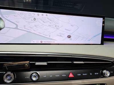 2026 Genesis GV70 — миниатюра 22