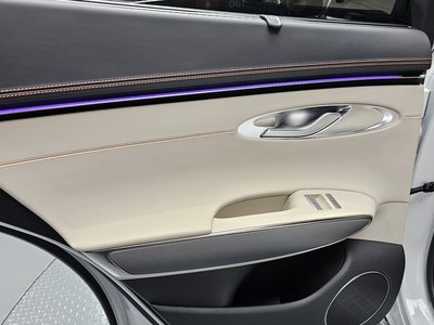 2026 Genesis GV70 — миниатюра 15