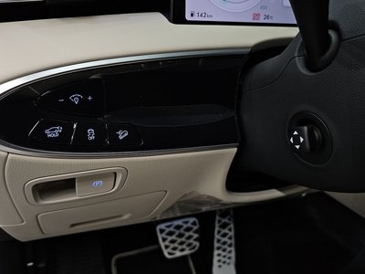 2026 Genesis GV70 — миниатюра 20
