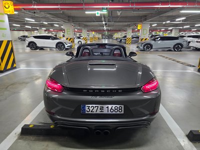 2018 Porsche 718 photo 6