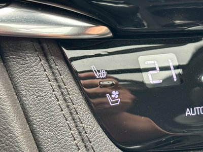 صورة مصغرة 39 لـ 2023 Cadillac XT6