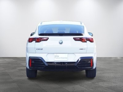 2026 BMW IX2 照片 3