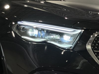 2025 Mercedes-BENZ E-CLASS — миниатюра 35