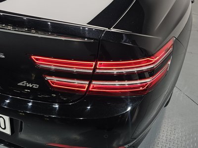 GENESIS G80 (RG3) - 10
