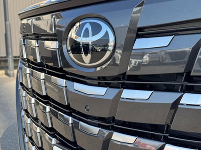 2026 Toyota ALPHARD 缩略图 21