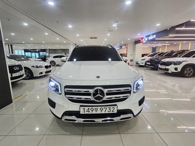 MERCEDES-BENZ GLB - 2