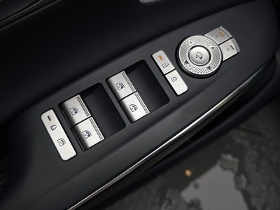 2024 Genesis GV70 thumbnail 28