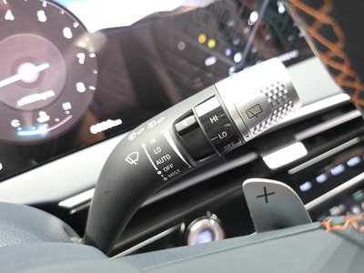 2024 Genesis GV70 thumbnail 27