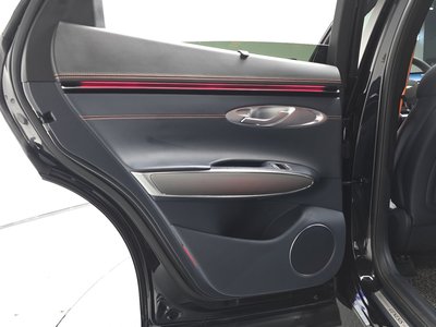 2024 Genesis GV70 thumbnail 15