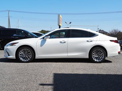 LEXUS ES - 8