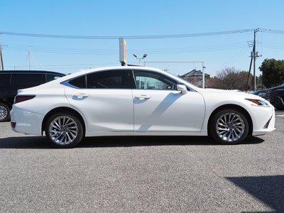 LEXUS ES - 9