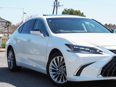 LEXUS ES - 10