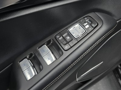صورة مصغرة 30 لـ 2019 Genesis G90
