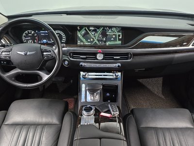 صورة 5 لـ 2019 Genesis G90