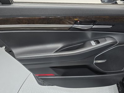 صورة مصغرة 15 لـ 2019 Genesis G90