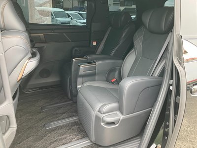 صورة مصغرة 30 لـ 2025 Toyota VELLFIRE