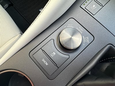 صورة مصغرة 48 لـ 2015 Lexus RC F