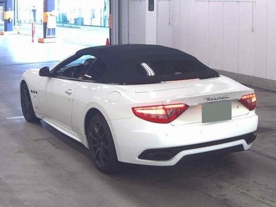 MASERATI GRANCABRIO - 2