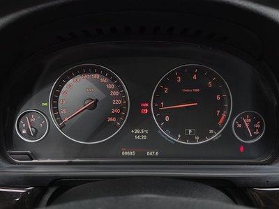 صورة 8 لـ 2010 BMW 5 SERIES