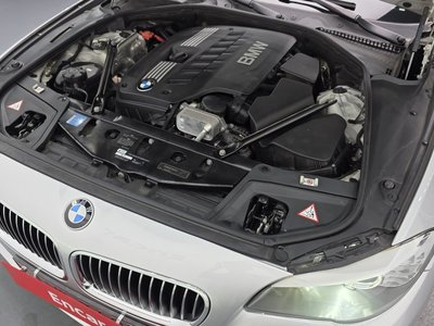 صورة 7 لـ 2010 BMW 5 SERIES