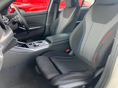 صورة مصغرة 63 لـ 2025 BMW 3 SERIES