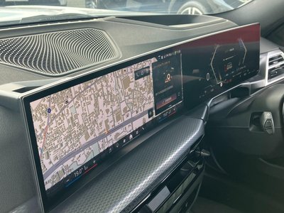 صورة مصغرة 33 لـ 2025 BMW 3 SERIES