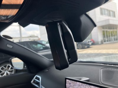 صورة مصغرة 18 لـ 2025 BMW 3 SERIES