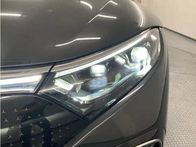 MERCEDES-BENZ EQS - 7