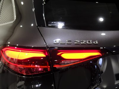 MERCEDES-BENZ GLC - 7