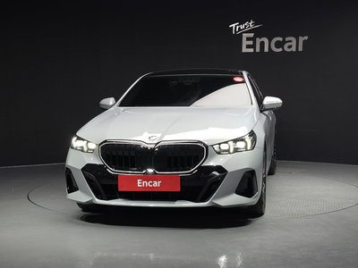 BMW 5 SERIES - 2